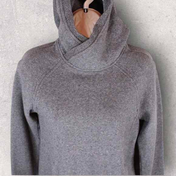LULULEMON Fleece Please Pullover Hooded Jacket in Heather Grey Size 2 - Picture 3 of 10